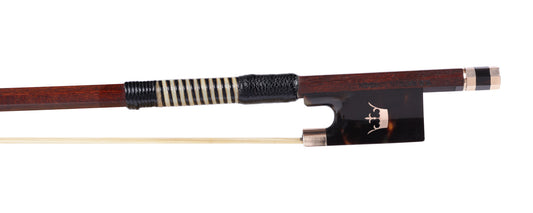W.D. WATSON. LONDON. violin bow, tortoise shell, gold coronets, octagonal stick 65.7 g| Metzler Violins